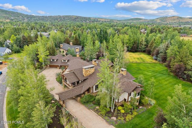 2300 Lucky John Drive
