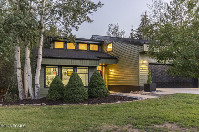3021 American Saddler Drive