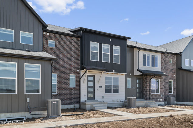 3054 Clover Court