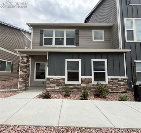 7732 Tuttle View