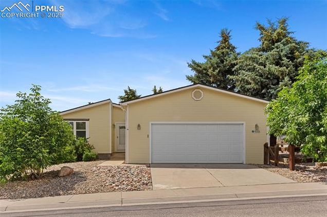 4006 Gray Fox Heights