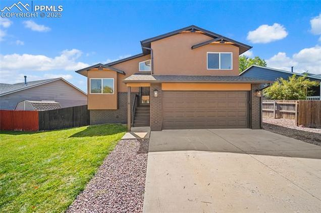 7235 Coral Ridge Drive