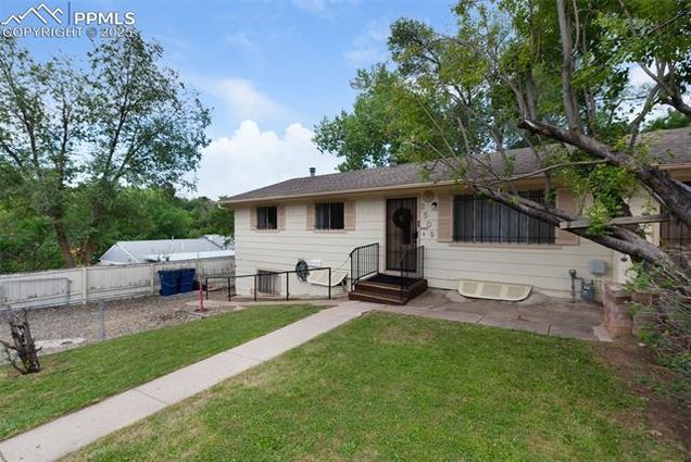 2509 Royalty Court