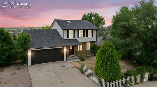 7859 Peninsula Drive