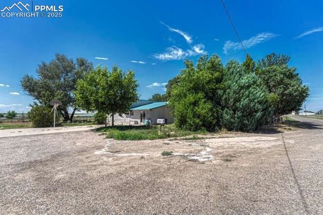 217 E Grand Avenue