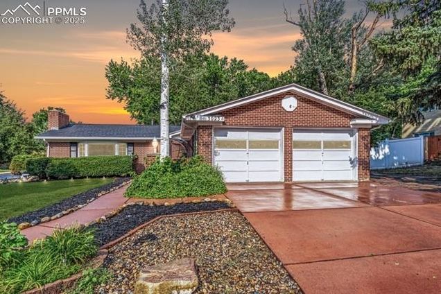 3023 Country Club Drive