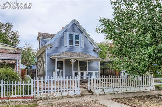 2008 W Cucharras Street