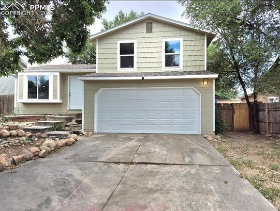 4340 Halstead Circle