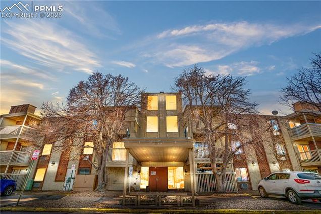 1304 S Parker Road Unit 359