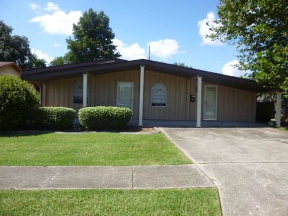 2141 Browning Lane Terrytown, LA House Sold - Photo 1 of 21. Opens carousel modal