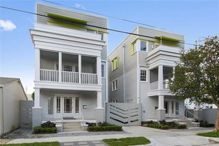 8220 Maple Street Unit H
