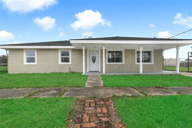 2416 Ventura Drive Chalmette, LA House Sold - Photo 1 of 15. Opens carousel modal