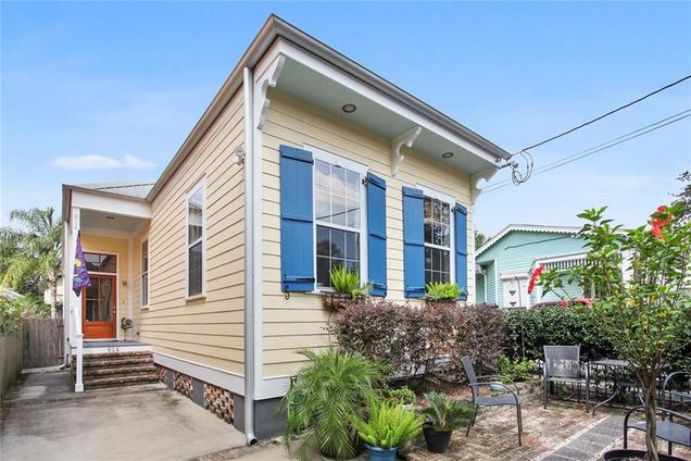 914 Delachaise Street New Orleans, LA House Sold - Photo 1 of 27. Opens carousel modal