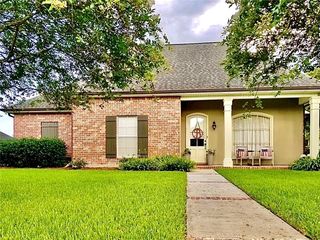 109 Ellington Drive