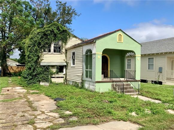 2920 Hollygrove Street New Orleans, LA House Sold - Photo 1 of 11. Opens carousel modal
