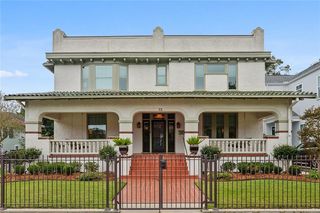12 Fontainebleau Drive