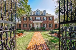 231 Garden Road