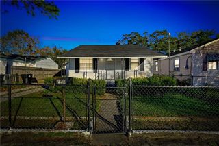 1240 Southlawn Boulevard