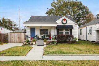 26 Davis Boulevard