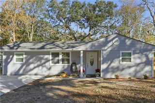 212 Maumus Avenue