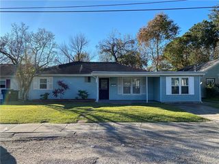733 Lang Street