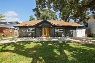 5519 Charlotte Drive