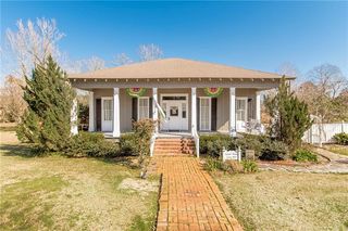 1513 Main Street