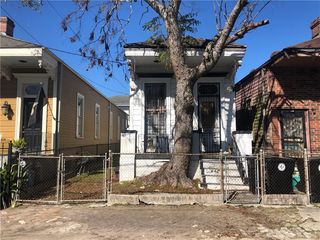 2359 Chippewa Street
