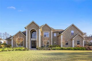 211 Forest Oaks Drive