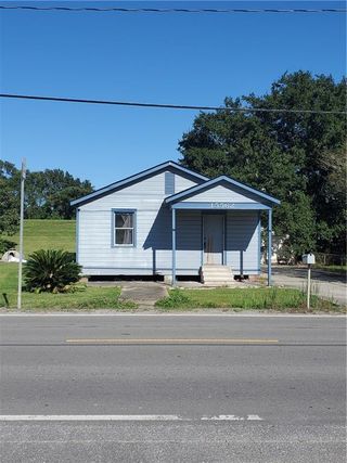 15562 River Road