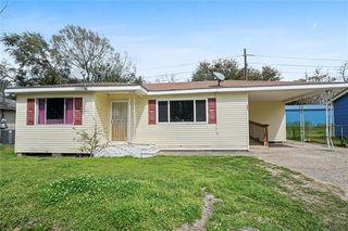 241 S Hickory Lane