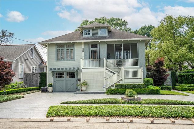 146 Lake Avenue Metairie, LA House Sold - Photo 1 of 36. Opens carousel modal