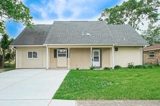 5004 Rochester Drive