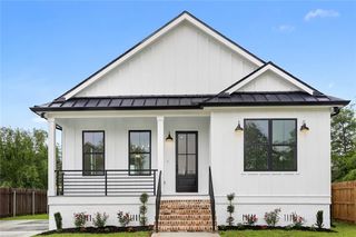 137 Jaguar Drive