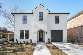 1436 Aztec Street