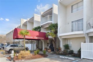 3805 Houma Boulevard Unit B303