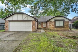 502 Pinecrest Drive