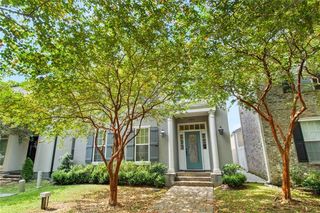 104 W Esplanade Avenue