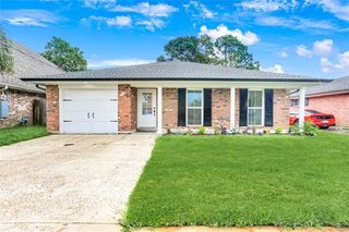 1505 Hackberry Avenue