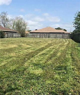 7211 Bunker Hill Road