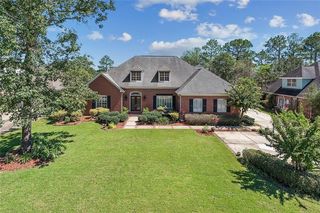 2043 Hampshire Drive