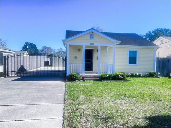 1604 Clay Street Kenner, LA House Sold - Photo 1 of 13. Opens carousel modal