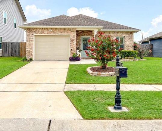 2325 N Village Court Gretna, LA House Sold - Photo 1 of 22. Opens carousel modal