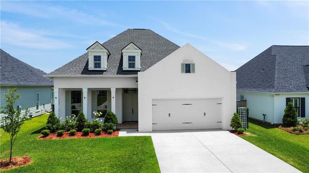 7009 Bald Eagle Circle Madisonville, LA House Active - Photo 1 of 35. Opens carousel modal