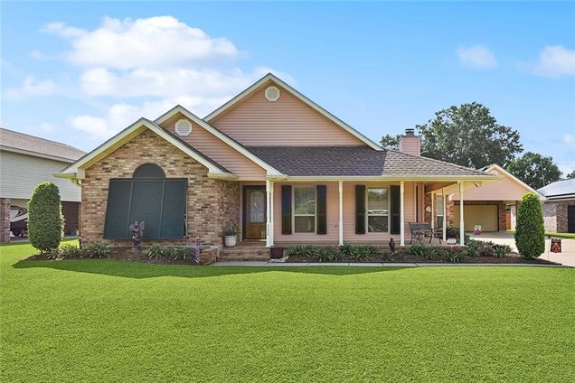 322 Balboa Drive