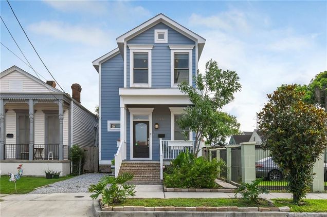 2816 Cleveland Avenue New Orleans, LA House Active - Photo 1 of 16. Opens carousel modal