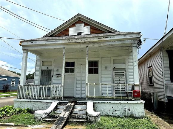 2437 2439 St Roch Avenue New Orleans, LA Multifamily Active - Photo 1 of 27. Opens carousel modal