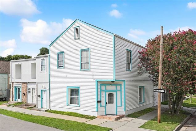 4901 Iberville Street New Orleans, LA Multifamily Active - Photo 1 of 33. Opens carousel modal