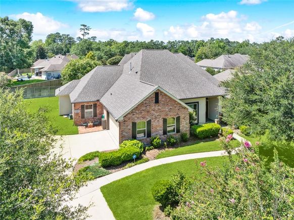 424 Dockside Drive Slidell, LA House Active - Photo 1 of 37. Opens carousel modal