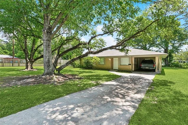 100 11 Sherwood Drive Hammond, LA Multifamily Active - Photo 1 of 33. Opens carousel modal
